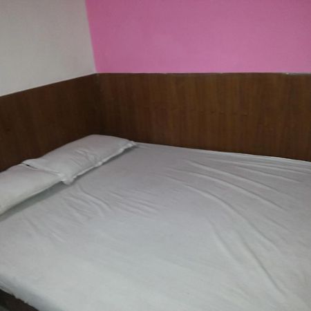 Mahesh Guest House Nové Dillí Pokoj fotografie